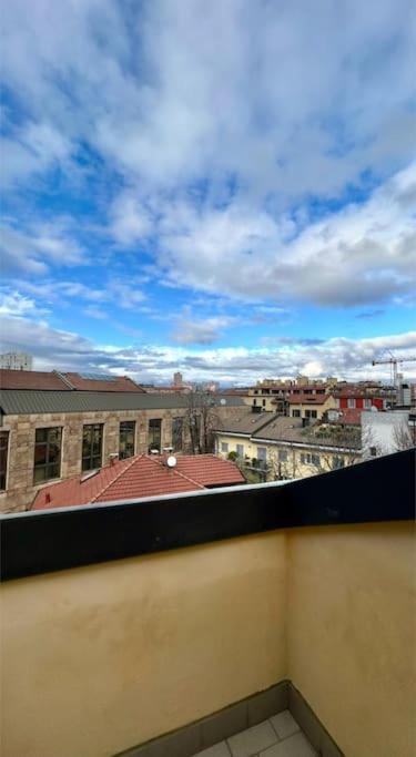Sky-View Flat In Milan Apartment Exterior foto