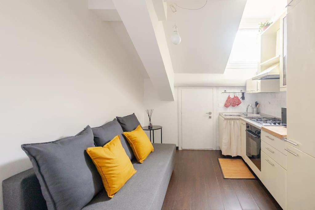 Sky-View Flat In Milan Apartment Exterior foto